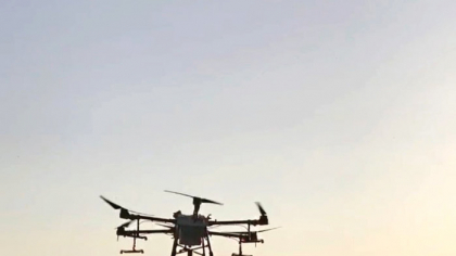 Cosmin Mirişan, fondatorul MetaDrones, companie care oferă servicii cu drone: „Agricultura aduce volum, evenimentele aduc marjă. În agricultură, lucrăm pe suprafeţe mari şi recurente, dar la evenimentele private clienţii investesc mai mult“.