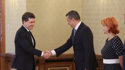 Nicuşor Dan intervine după disputa dintre Grindeanu şi Pîslaru: Era bine ca aceste discuţii să nu existe