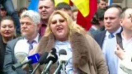 Surse: Cerere de ridicare a imunității parlamentare pentru Diana Șoșoacă. Lista infracțiunilor de care este acuzată