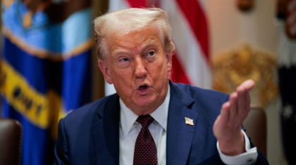 Donald Trump le cere din nou europenilor să nu mai facă afaceri cu Rusia. "Nu vreau să mai cumpere petrol"