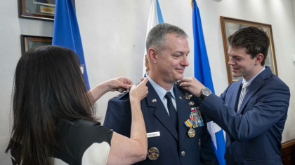 America rămâne la conducerea NATO