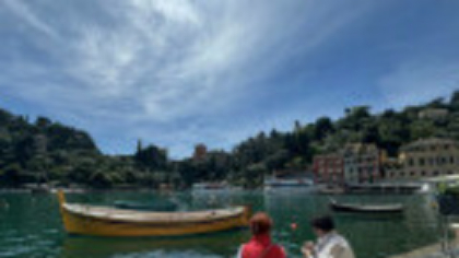 Un oraș italian renumit interzice mersul desculț. Amenzile pot ajunge până la 500 de euro. Ce alte reguli noi au fost impuse