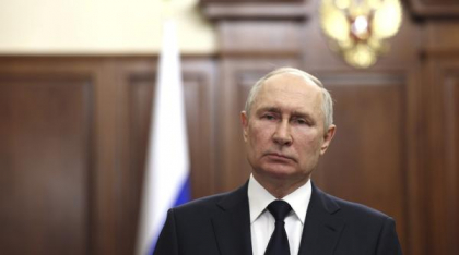 Putin anunță că Rusia a început să producă în serie racheta hipersonică Oreșnik