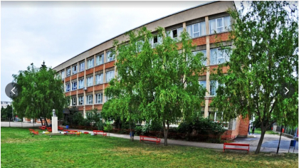 Scandal monstru la o școală din Arad. Părinții și profesorii s-au transformat în „zugravi”: „Facem totul, doar ca cei mici să intre în clase”