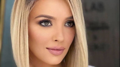 Diana Dumitrescu, schimbare radicală de look după ce a trecut la altă religie. Cum a fost surprinsă actrița în biserică, ținând o cuvântare (VIDEO)