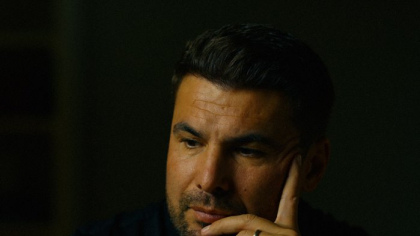 Viaţa lui Adrian Mutu devine subiect de film. Întâmplările unuia dintre cei mai controversaţi sportivi din fotbalul românesc, pe marele ecran. „Il Fenomeno – Povestea unui Superstar” va apărea în această toamnă