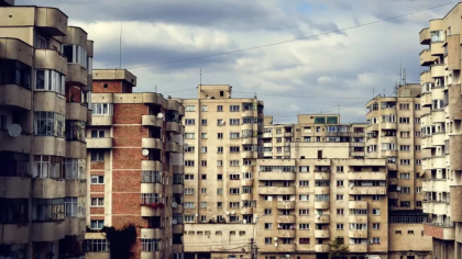 Locatarii de la bloc riscă sancțiuni serioase dacă nu respectă regulile stabilite de Asociația de Proprietari. Plata care duce la executare silită și nu poate fi refuzată sub nicio formă
