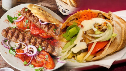 Shaorma a ajuns să coste cât o masă la restaurant. Creșterea îi nemulțumește pe români, în condițiile în care în țara noastră se consumă 11.200 de kebab-uri pe zi