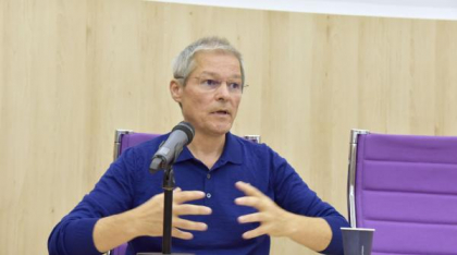 Surse: Nicușor Dan ia în calcul să-l propună pe Dacian Cioloș pentru șefia SRI sau SIE