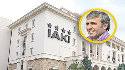 Ianis Hagi și-a tras plajă unde să-și șlefuiască glezna. Concesiunea pe 10 ani a costat 400.000 de euro