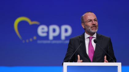 PSD acuzat că renunță la valorile Europei Unite. Popularii Europeni condamnă refuzul social-democraților români de a-l susține pe Nicușor Dan