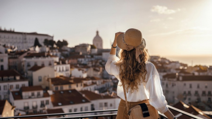 Românii au cheltuit deja 3 miliarde de euro pe vacanțe în străinătate în primele luni din 2025