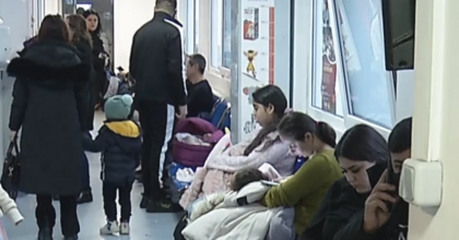 Camerele de gardă, pline de copii. Boala care face ravagii în această perioadă: „E un virus care circulă în aer”