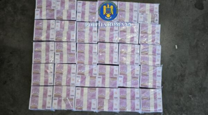 Poliția răspunde ironiilor după ce a confiscat „doar recuzită”: „Bancnotele sunt clasificate drept mijloc de contrafacere”