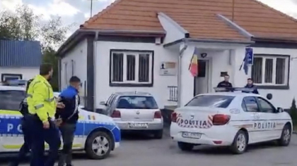 Scene șocante în Satu-Mare! Polițiști bătuți și lăsați fără pistol chiar în sediul secției