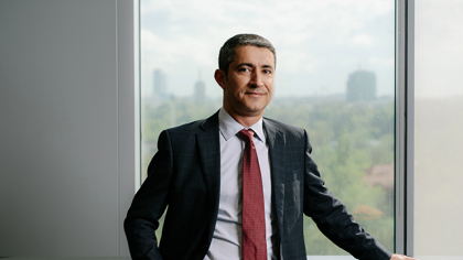 Mihail Ion, vicepreşedinte şi membru al boardului Raiffeisen Bank România, preia funcţia de vicepreşedinte al diviziei Retail din cadrul băncii