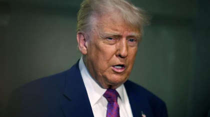 Trump insistă ca Harvard să nu mai primescă studenți străini: „Țările lor, unele deloc prietenoase cu SUA, nu plătesc nimic pentru ei”