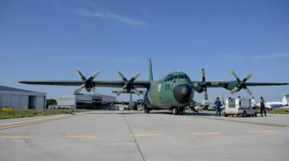 O aeronavă C-130 Hercule a evacuat 10 palestinieni din Gaza, grav afectați de lipsa tratamentului