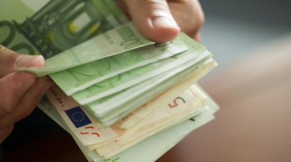 Cazul ciudat al românului care susține că este multimilionar, dar a primit timp de 5 ani ajutor social în Germania