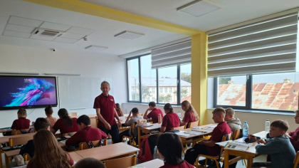 Școlile de la capătul României care dărâmă toate prejudecățile. Care este secretul performanței elevilor de provincie