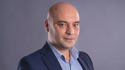 ZF IT Generation. Valentin Anghel, fondator AVBS: Am investit aproape 200.000 de euro într-o soluţie AI pentru brokerajul de credite care ne va ajuta să dublăm cifra de afaceri şi să extindem rapid reţeaua de francize