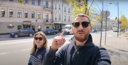 Câți bani câștigă, de fapt, cei mai mai iubiți vloggeri de călătorie din România. Câți abonați au pe YouTube și de cât timp formează un cuplu: „De atunci nu ne-am mai dezlipit”