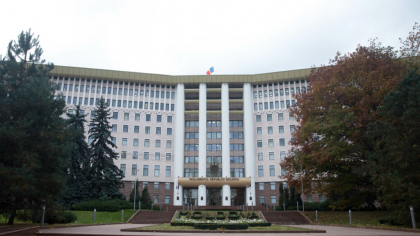 Un nou bloc politic ce reuneşte partide care vor unirea cu România se pregăteşte să intre în cursa electorală din Republica Moldova