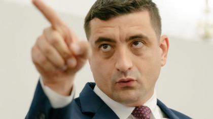 Cum a trecut George Simion de la „am câștigat” la „au furat”. Filmul celor 46 de ore în care candidatul AUR s-a tot răzgândit