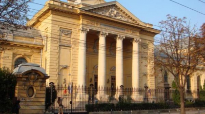 UMF „Carol Davila”: Concursul pentru postul de profesor universitar, anulat. Medicii Gorgan Radu-Mircea și Toader Corneliu, cercetați pentru luare și dare de mită, au fost suspendați până la finalizarea anchetei