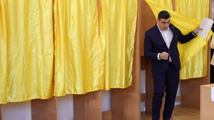Alegeri cu miză geopolitică în România. Naționalistul George Simion, favorit într-un scrutin tensionat- analiză The Guardian