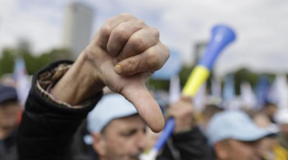 Întâlnire de urgență a tuturor sindicatelor. Vor decide cum vor protesta față de austeritate. BNS a informat deja Comisia Europeană