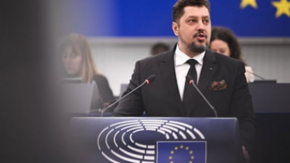 Claudiu Târziu: „România e tot mai înglodată în datorii. Câțu, Orban, Ciucă, Ciolacu și Kelemen  au vândut pe nimic viitorul acestei țări”
