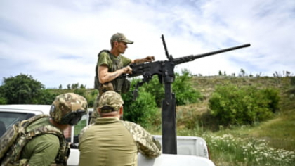 Armatele lumii cumpără legendarele mitraliere grele M2 Browning 50 cal, proiectate acum 100 de ani. Armata franceză modernizează unele rămase din Al Doilea Război Mondial