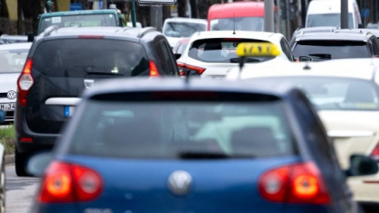 PMB vrea să interzică mașinile diesel și pe cele vechi în București în cel mult 2 ani: se va crea o zonă cu emisii reduse