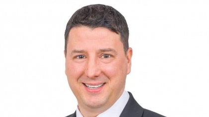 Încă un senator demisionat din SOS s-a afiliat la grupul parlamentar al PSD