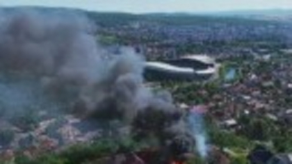Incendiu de proporții în Cluj-Napoca. Două case și un restaurant au fost mistuite de flăcări: „Am văzut fumul”