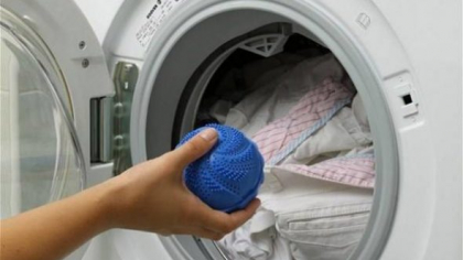 Cum speli păturile fără să riști să strici mașina de spălat