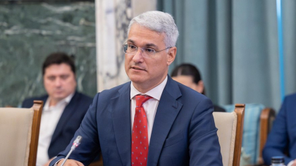 „N-am spus că se opresc autostrăzile”. Reacția lui Dragoș Pîslaru după ce mai mulți lideri PSD l-au acuzat de fake news privind finanțarea PNRR