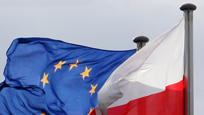 Polonia a exclus firmele non-UE de la licitații, dar a cedat o bancă strategică investitorilor austrieci