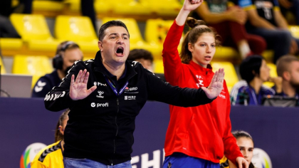 Peste naționala feminină de handbal a României vine campioana lumii. Tricolorele sunt la răscruce de drumuri