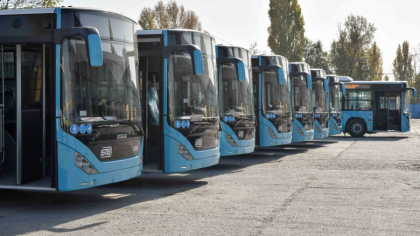 Asirom asigură din nou parcul auto al STB, contract de peste 27 milioane lei