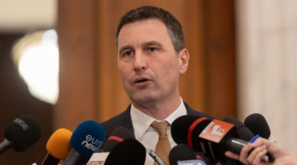 Ministrul Finanțelor: „Sper ca societatea să dea un răspuns rațional la alegeri. O victorie a lui Nicușor Dan va calma piețele”