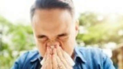 Alergia la polen - cum să te protejezi în sezonul polenizării. Ghid complet pentru simptome, tratament și prevenție