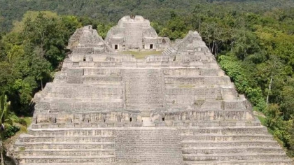 Mormântul secret al unui rege mayaș, descoperit în Belize după 1700 de ani!