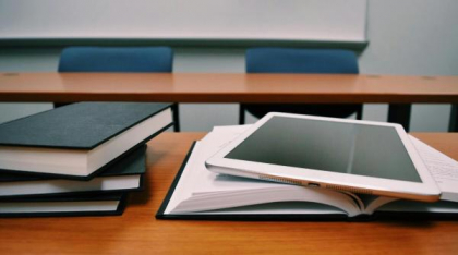 Principalele beneficii ale utilizării unei tablete electronice în educație