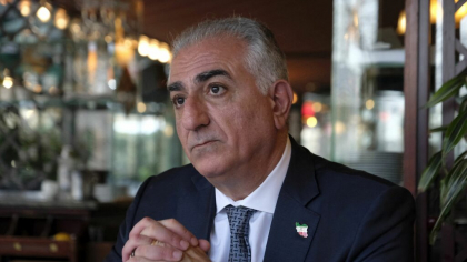 Fiul fostului șah al Iranului îndeamnă populația la revoltă împotriva ayatollahului Khamenei: „Este timpul să ne ridicăm”