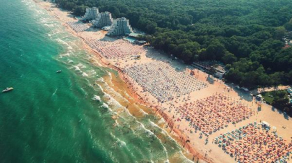 Scumpiri pentru turiști. Cât vor costa vacanțele de la 1 august 2025