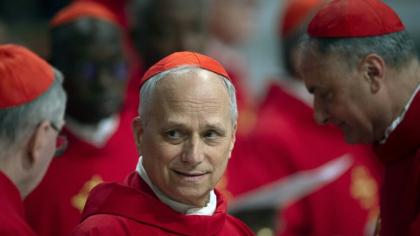 Cine este Robert Francis Prevost, noul Papă de la Vatican. Câți ani are și de când este preot