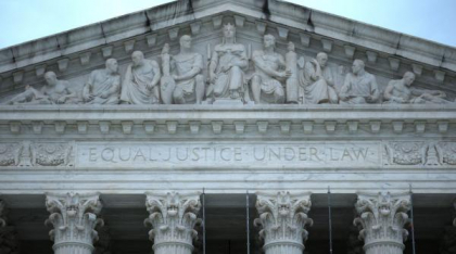 Curtea Supremă a SUA a decis: părinții își pot retrage copiii de la orele la care li se citesc povești cu personaje LGBT