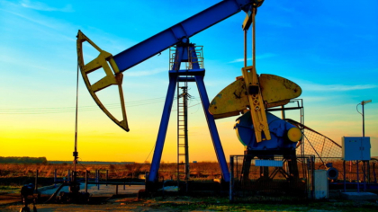 Petrolul se stabilizează în jurul pragului de 70 de dolari, în contextul încetării focului dintre Iran și Israel și al cererii solide din SUA